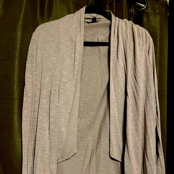 Banana Republic ladles size small cardigan/shall - Picture 2 of 4